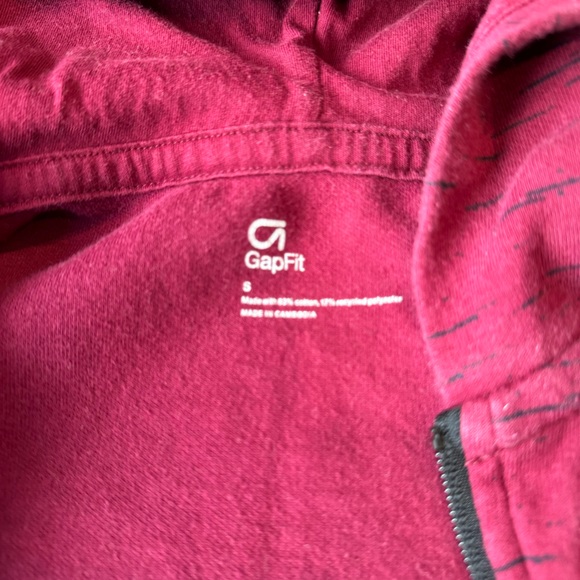 GapFit Kids  Fit Tech Hoodie and Joggers. - Picture 11 of 15